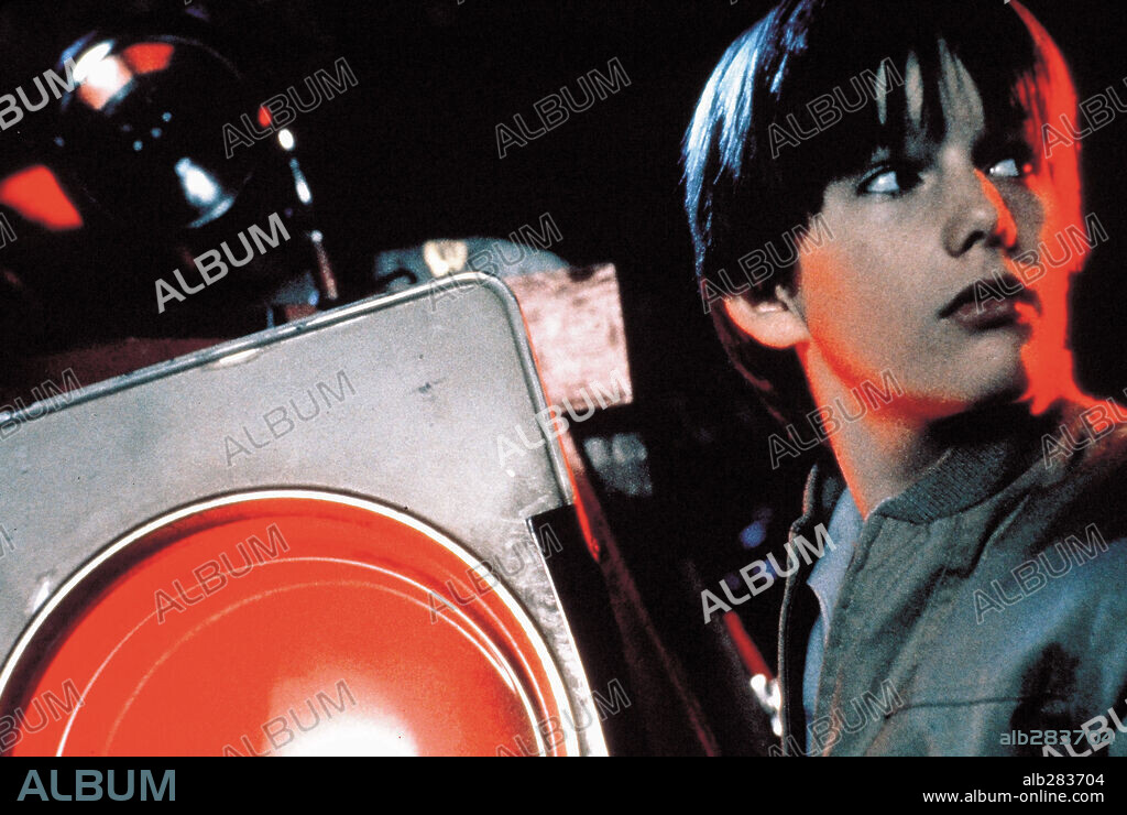 ETHAN HAWKE en EXPLORADORES, 1985 (EXPLORERS), dirigida por JOE DANTE. Copyright PARAMOUNT PICTURES.