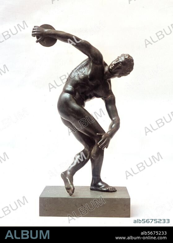 Myron, griech. Bildhauer, 5. Jh. v. Chr. Diskobol (Diskuswerfer). Um 450 v. Chr. Bronzestatuette, hellenistisch, nach dem Diskobol des Myron. Höhe 21 cm. München, Staatl. Antikenslg. u. Glyptothek.