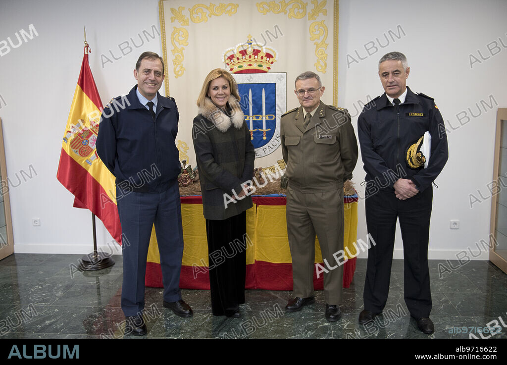 Pozuelo de Alarcón (Comunidad de Madrid), 05/01/2018. María Dolores de Cospedal junto al Teniente General Fernando José López del Pozo, el contralmirante Antonio Piñeiro Sánchez y el Teniente Coronel Francisco Braco Carbo, en el centro de mando de operaciones en la base de Retamares. Foto: Matías Nieto. ARCHDC.