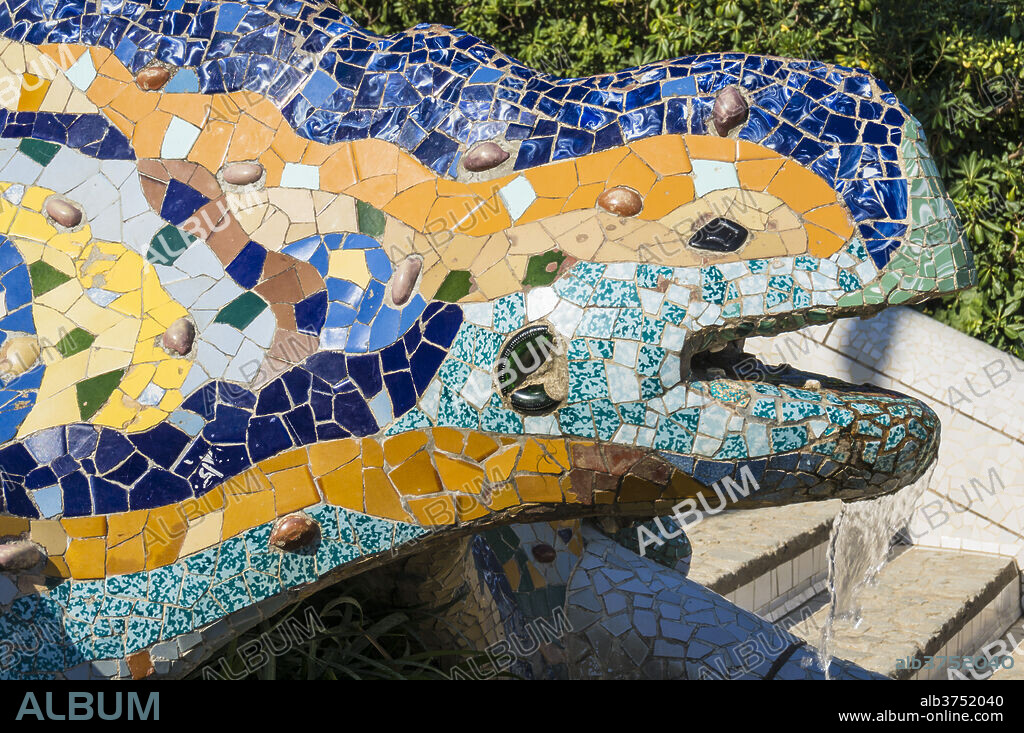 Mosaic dragon, salamader, lizard by Antoni Gaudi, Parc Guell, UNESCO World Heritage Site, Barcelona, Catalonia (Catalunya), Spain, Europe.