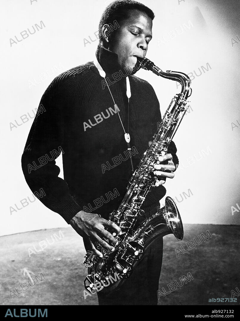 SIDNEY POITIER en UN DÍA VOLVERÉ, 1961 (PARIS BLUES), dirigida por MARTIN RITT. Copyright UNITED ARTISTS.