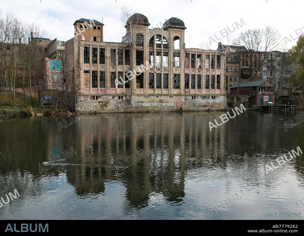 Halle S Freyberg-Brauerei 2390 Saalefront erbaut 1912 Aufnahme Dezember 2019.