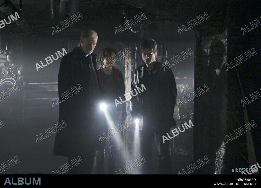 DAN BYRD, JAMES CROMWELL y ROB LOWE en EL MISTERIO DE SALEM'S LOT, 2004 (SALEM'S LOT), dirigida por MIKAEL SALOMON. Copyright WARNER BROS. TELEVISION.