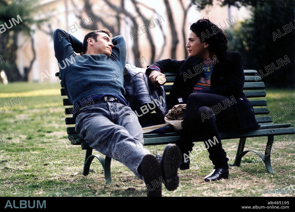 ALESSIO BONI and MAYA SANSA in THE BEST OF YOUTH, 2003 (LA MEGLIO GIOVENTU), directed by MARCO TULLIO GIORDANA. Copyright BiBi FILM TV/RAI CINEMAFICTION.