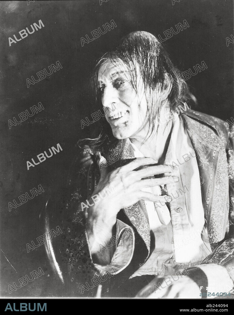 JOHN BARRYMORE in DR. JEKYLL AND MR. HYDE, 1920, directed by JOHN S. ROBERTSON. Copyright PARAMOUNT PICTURES.