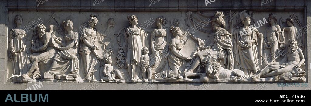 RAMON BARBA (1767-1831) ESCULTOR. FRISO SOBRE LA COLUMNATA DE LA PUERTA DE VELAZQUEZ DEL MUSEO DEL PRADO - FRISO: ALEGORIA DE FERNANDO VII PROTECTOR DE LAS CIENCIAS - S.