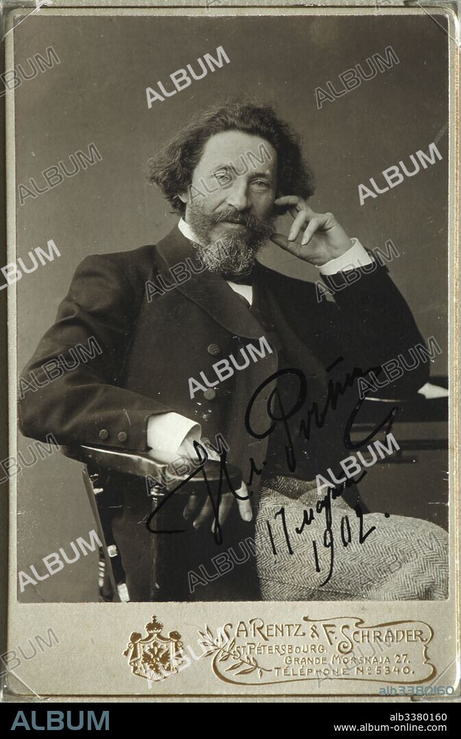 PHOTO STUDIO H. RENTZ & F. SCHRADER. Portrait of the artist Ilya Repin (1844-1930).