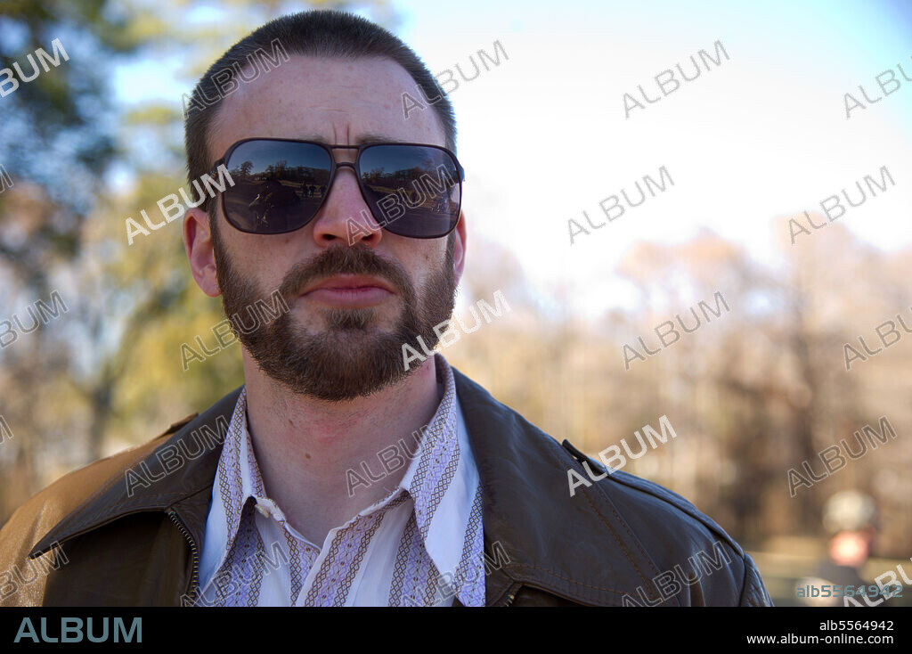 CHRIS EVANS in THE ICEMAN, 2012, directed by ARIEL VROMEN. Copyright MILLENNIUM FILMS.