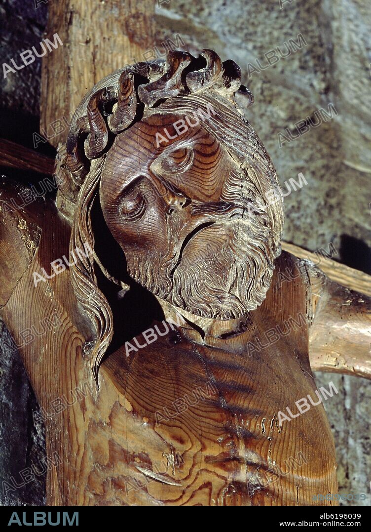 DETALLE DE LA CABEZA DEL CRISTO DE LEYRE - SIGLO XIV.