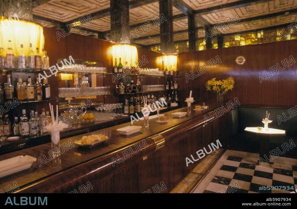 Wien (Österreich), Loos-Bar (American Bar; 1907 gestaltet von Adolf Loos) im Kärntner Durchgang, Kärntner Str. 10. Innenansicht. Foto, undat.
