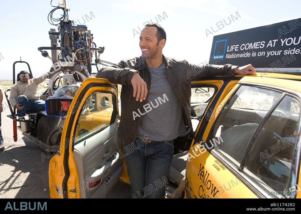 DWAYNE "THE ROCK" JOHNSON in RACE TO WITCH MOUNTAIN, 2009, unter der Regie von ANDY FICKMAN. Copyright WALT DISNEY PICTURES / PHILLIPS, RON.