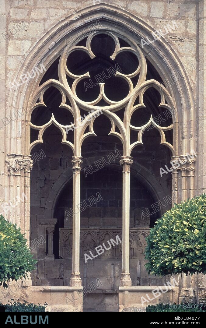 SEGUER GUILLEM. TRACERIA GOTICA DE UNA DE LAS PUERTAS DEL CLAUSTRO DEL MONASTERIO DE SANTES CREUS - SIGLO XIV - GOTICO CATALAN.