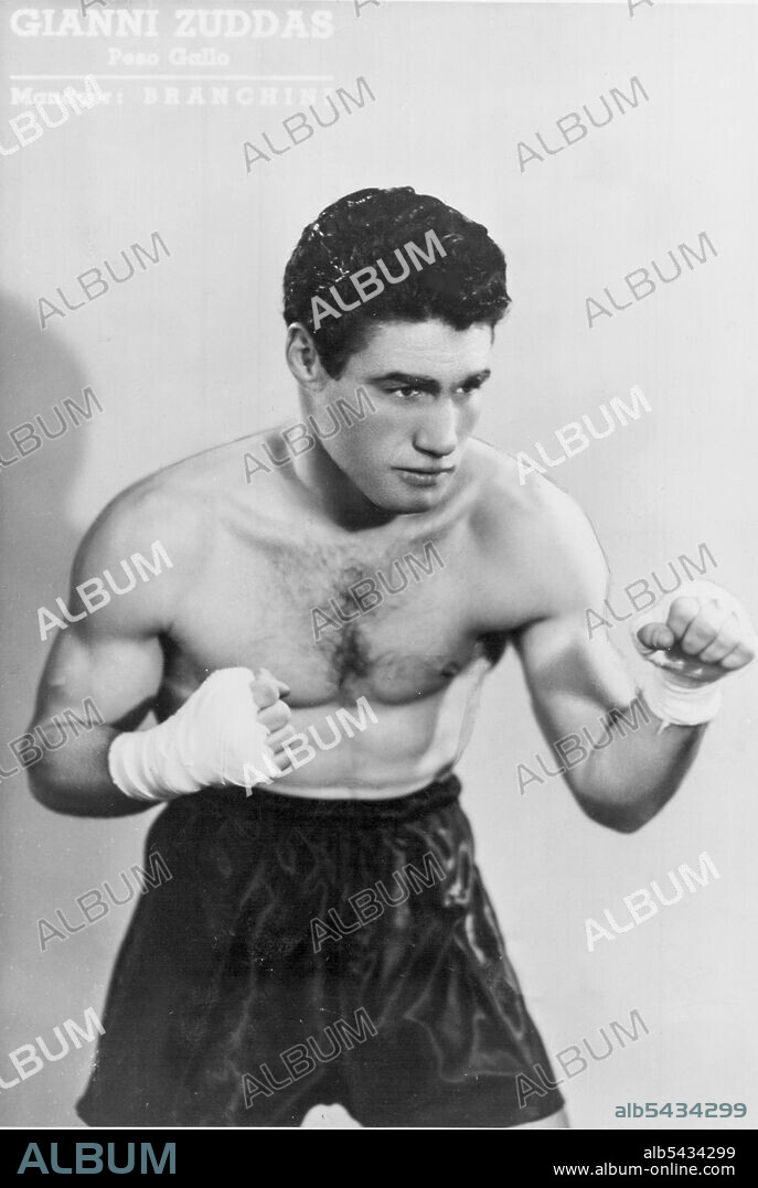 Italian bantam weight Gianni Zuddas, who is due in Sydney this week. He will fight Australian bantam champion, Bob Sinn, at the Stadium on May 17. April 19, 1954.