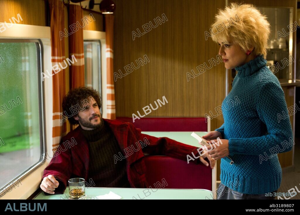 ADRIANA UGARTE y DANIEL GRAO en JULIETA, 2016, dirigida por PEDRO ALMODOVAR. Copyright EL DESEO S.A.