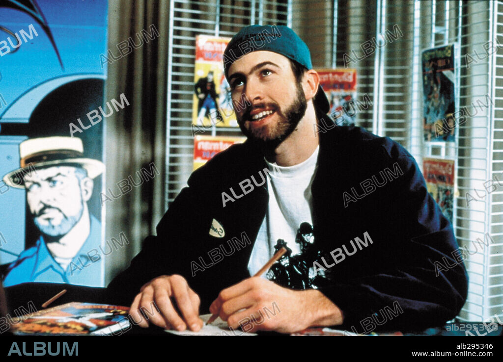 JASON LEE in CHASING AMY, 1997, directed by KEVIN SMITH. Copyright MIRAMAX / BEVILAQUA, LORENZO.