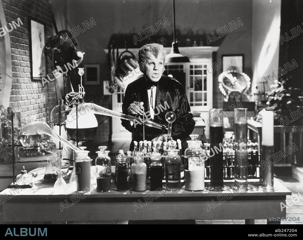 HENRY HULL en EL LOBO HUMANO, 1935 (THE WEREWOLF OF LONDON), dirigida por STUART WALKER. Copyright UNIVERSAL PICTURES.