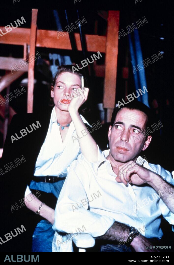 HUMPHREY BOGART y LAUREN BACALL en CAYO LARGO, 1948 (KEY LARGO), dirigida por JOHN HUSTON. Copyright WARNER BROTHERS.