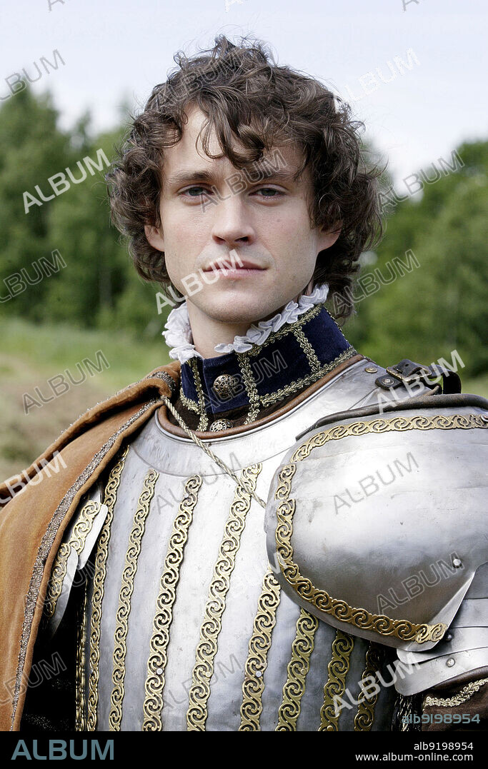 HUGH DANCY in ELIZABETH I, 2005, directed by TOM HOOPER. Copyright HBO.
