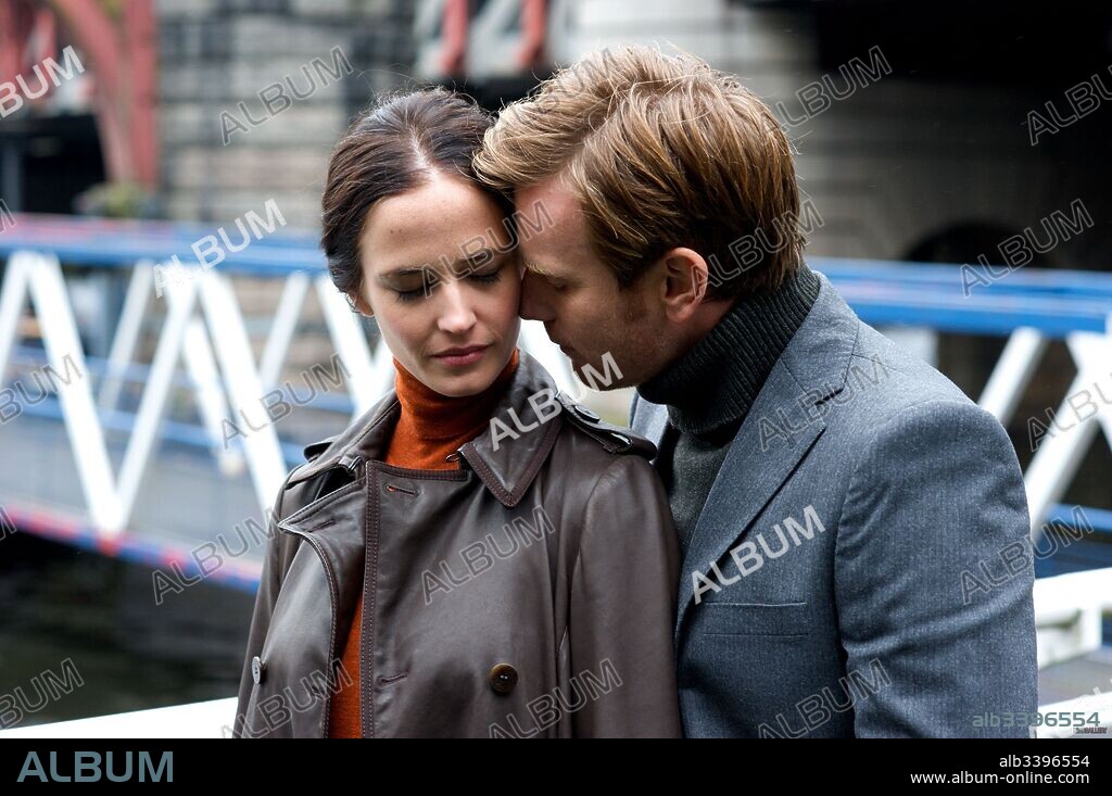 EVA GREEN and EWAN McGREGOR in PERFECT SENSE, 2011, directed by DAVID MACKENZIE. Copyright ZENTROPA ENTERTAINMENTS.