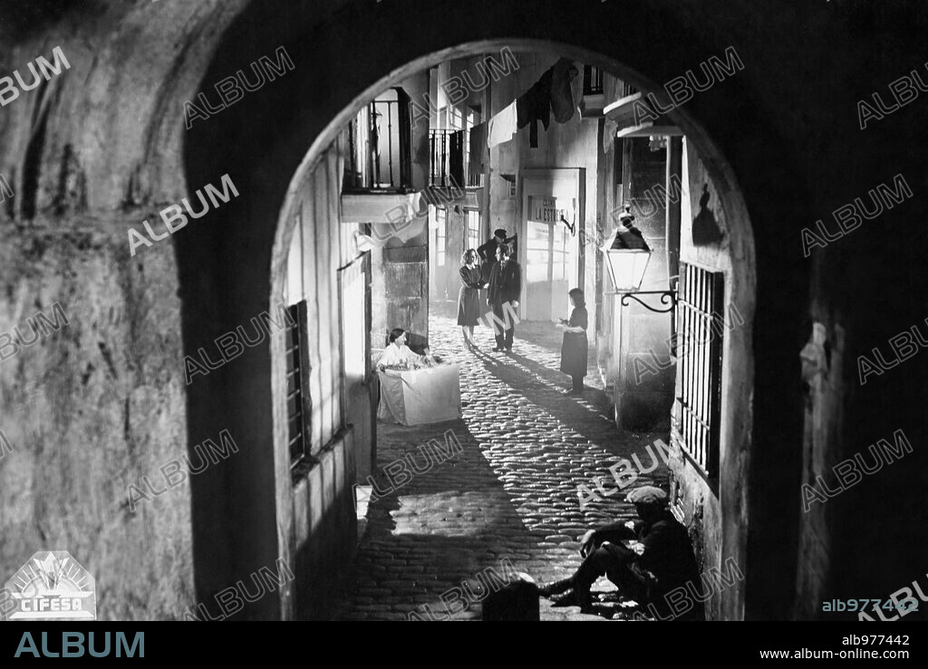 NADA, 1947, dirigida por EDGAR NEVILLE. Copyright PRODUCCIONES TEIDE.