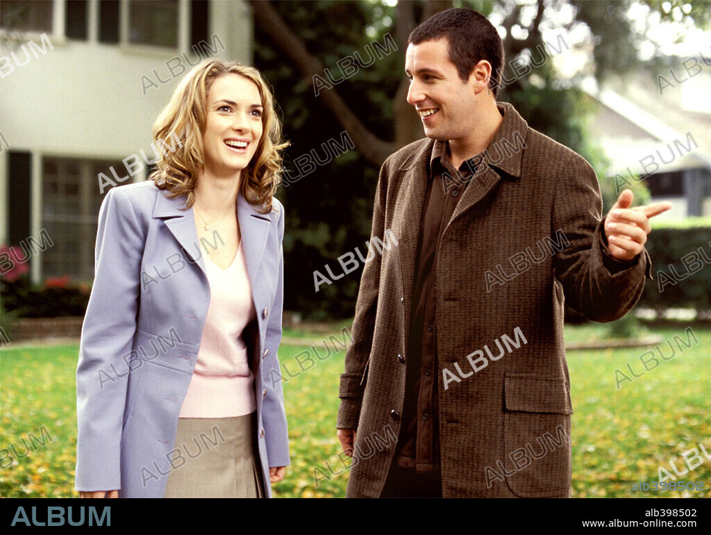 ADAM SANDLER and WINONA RYDER in MR. DEEDS, 2002, directed by STEVEN BRILL.  Copyright COLUMBIA PICTURES. - Album alb398502