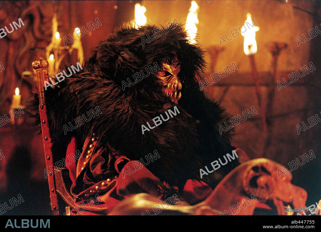 DOMINIQUE HULIN dans LE PETIT POUCET, 2001, réalisé par OLIVIER DAHAN. Copyright LA CHAUVE SOURIS/STUDIO CANAL/FRANCE 3 CINEMA.
