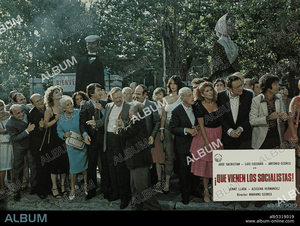 ANTONIO OZORES, JOSE SACRISTAN y LUIS ESCOBAR en ¡QUE VIENEN LOS SOCIALISTAS!, 1982, dirigida por MARIANO OZORES. Copyright IZARO FILMS.