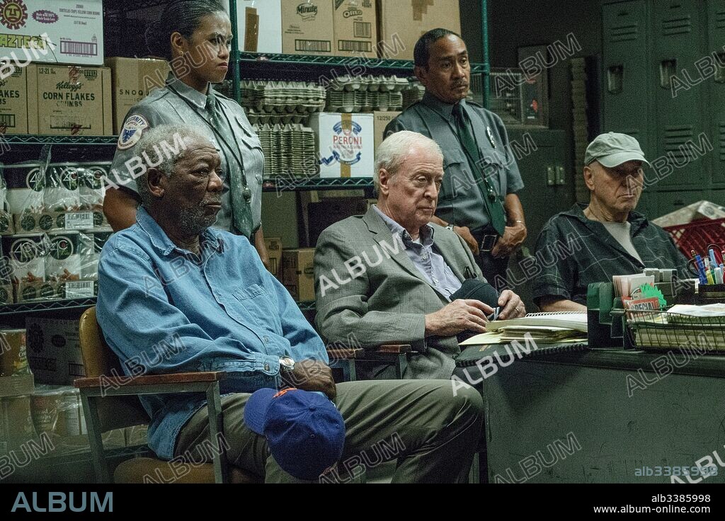 ALAN ARKIN, MICHAEL CAINE et MORGAN FREEMAN dans GOING IN STYLE, 2017, réalisé par ZACH BRAFF. Copyright MGM/NEW LINE CINEMA/VILLAGE ROADSHOW PIC/WARNER BROS.