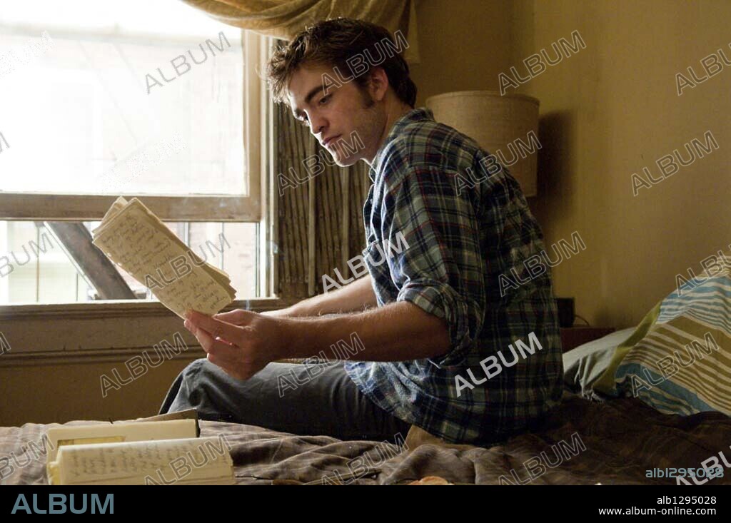 ROBERT PATTINSON in REMEMBER ME, 2010, directed by ALLEN COULTER. Copyright UNDERGROUND FILMS AND MANAGEMENT.