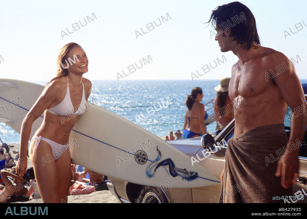 CAMERON DIAZ und RODRIGO SANTORO in 3 ENGEL FÜR CHARLIE - VOLLE POWER, 2003 (CHARLIE'S ANGELS: FULL THROTTLE), unter der Regie von MCG. Copyright COLUMBIA PICTURES / MICHAELS, DARREN.