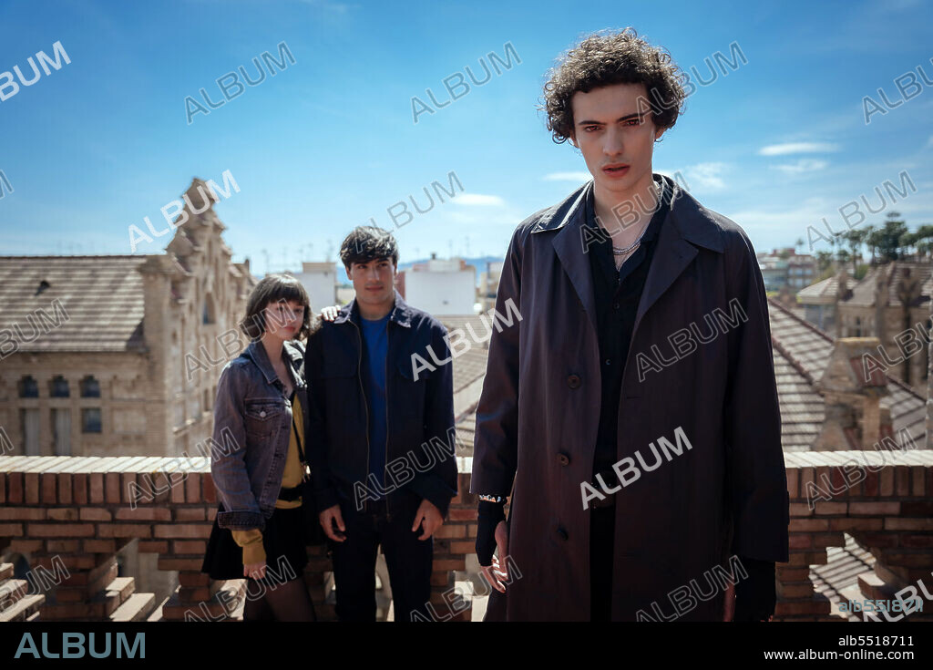 ISA MONTALBAN, OSCAR CASAS and PIERO MENDEZ in HOLLYBLOOD, 2022, directed by JESUS FONT. Copyright La Canica Films / Quexito Films.