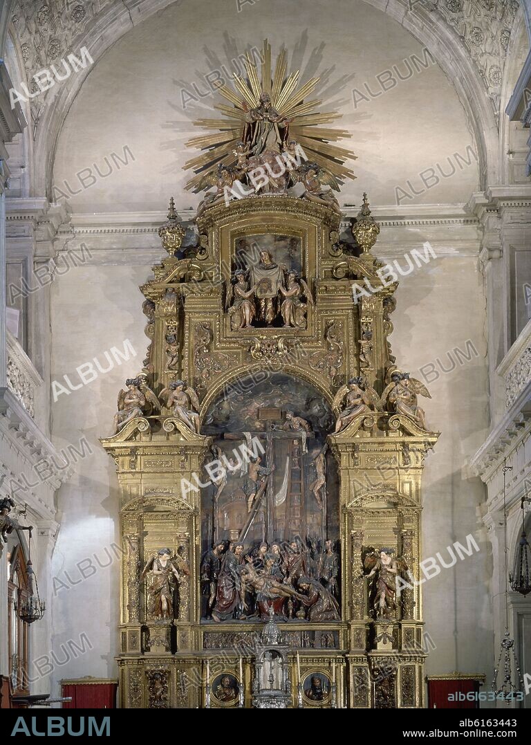 FRANCISCO DIONISIO DE RIBAS. RETABLO DE LA PIEDAD - 1655-1670 - RELIEVE DE LA PIEDAD REALIZADO POR PEDRO ROLDAN.