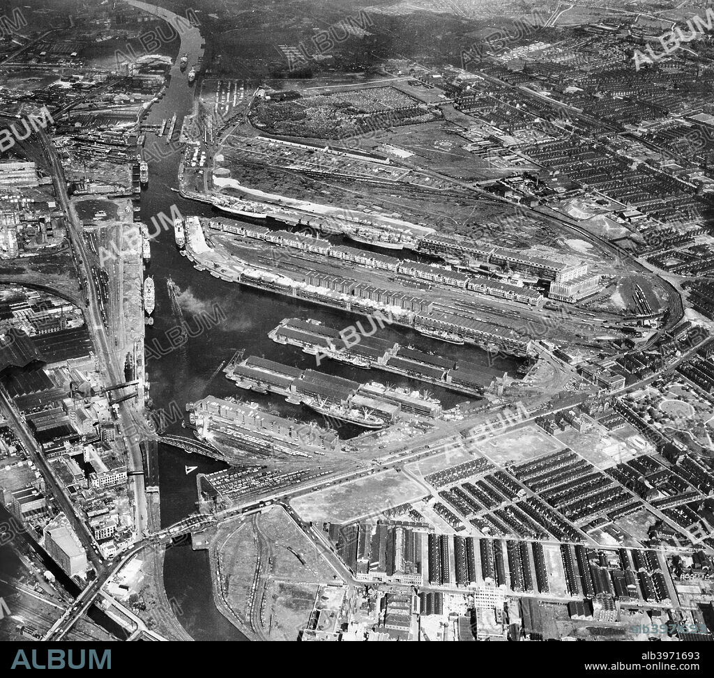 Salford Docks and Manchester Ship Canal, Salford, Greater Manchester, 1947.