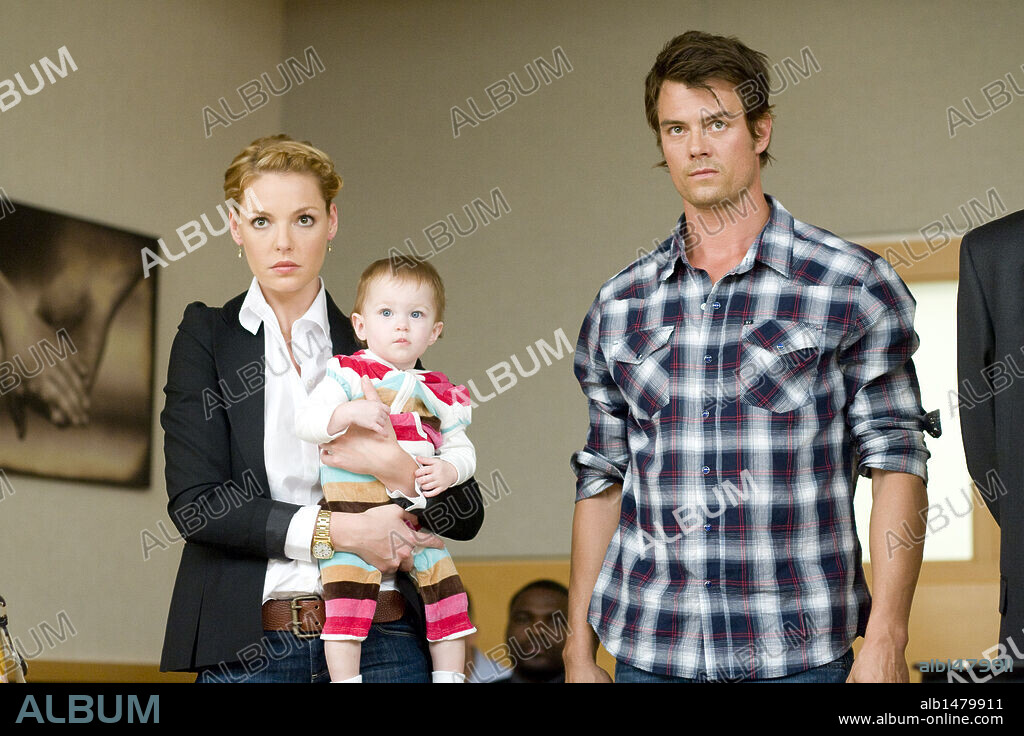 JOSH DUHAMEL and KATHERINE HEIGL in LIFE AS WE KNOW IT, 2010, directed by GREG BERLANTI. Copyright WARNER BROS PICTURES / IOVINO, PETER.