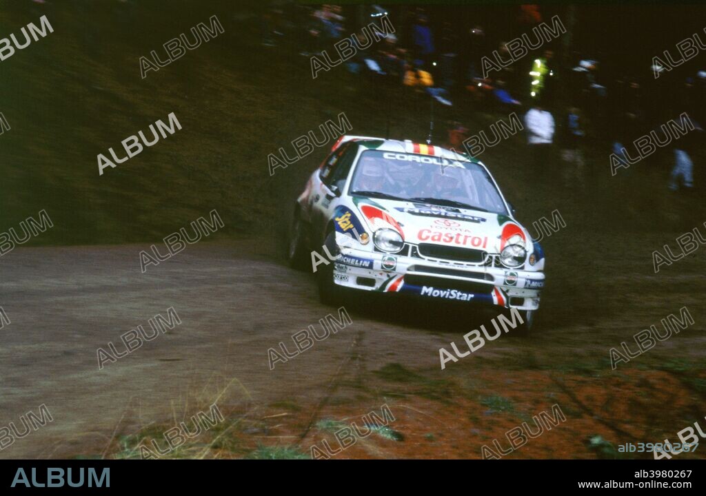 Carlos Sainz cornering in Toyota Corolla,1999 Network Q.