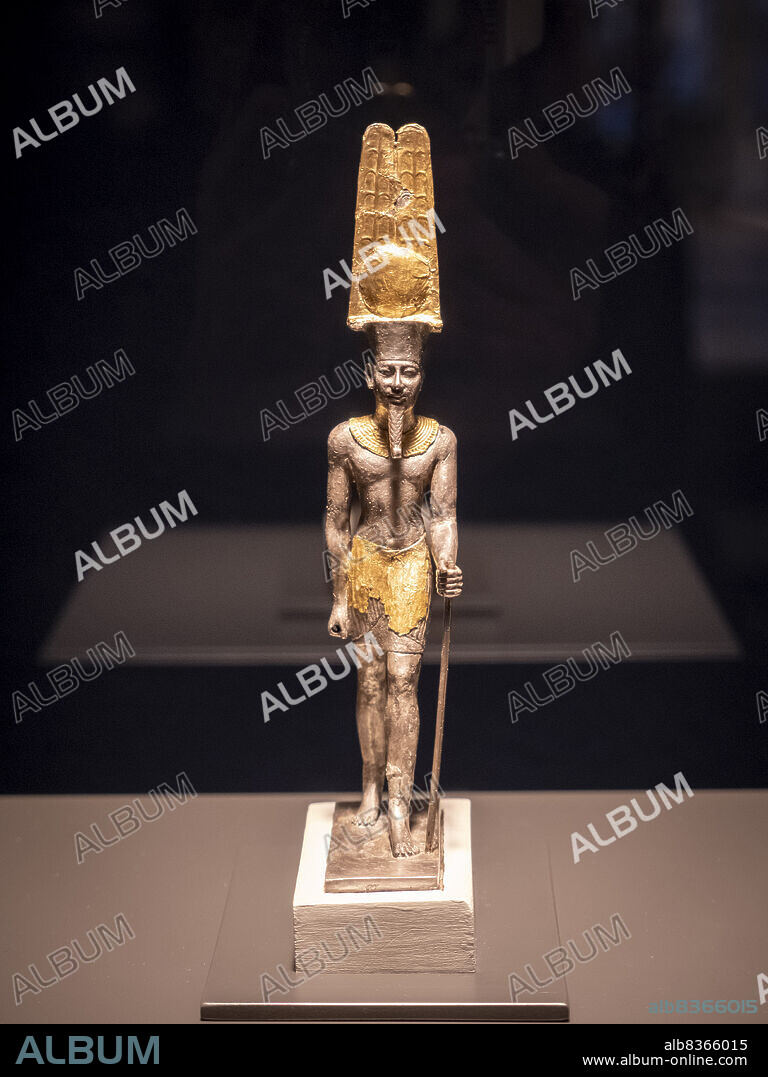 statuette of the god Amun-Re, silver gilt, Third Intermediate Period, Karnak, Thebes, Egypt, collection of the British Museum.