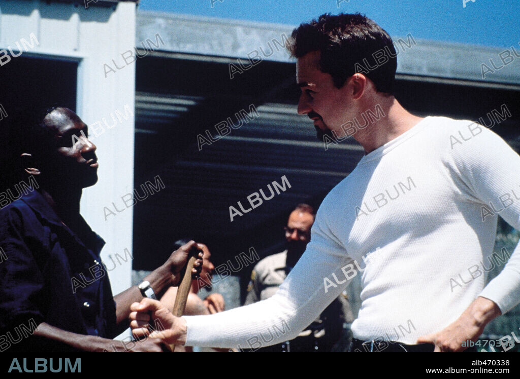 EDWARD NORTON in AMERICAN HISTORY X, 1998, unter der Regie von TONY KAYE. Copyright NEW LINE CINEMA.