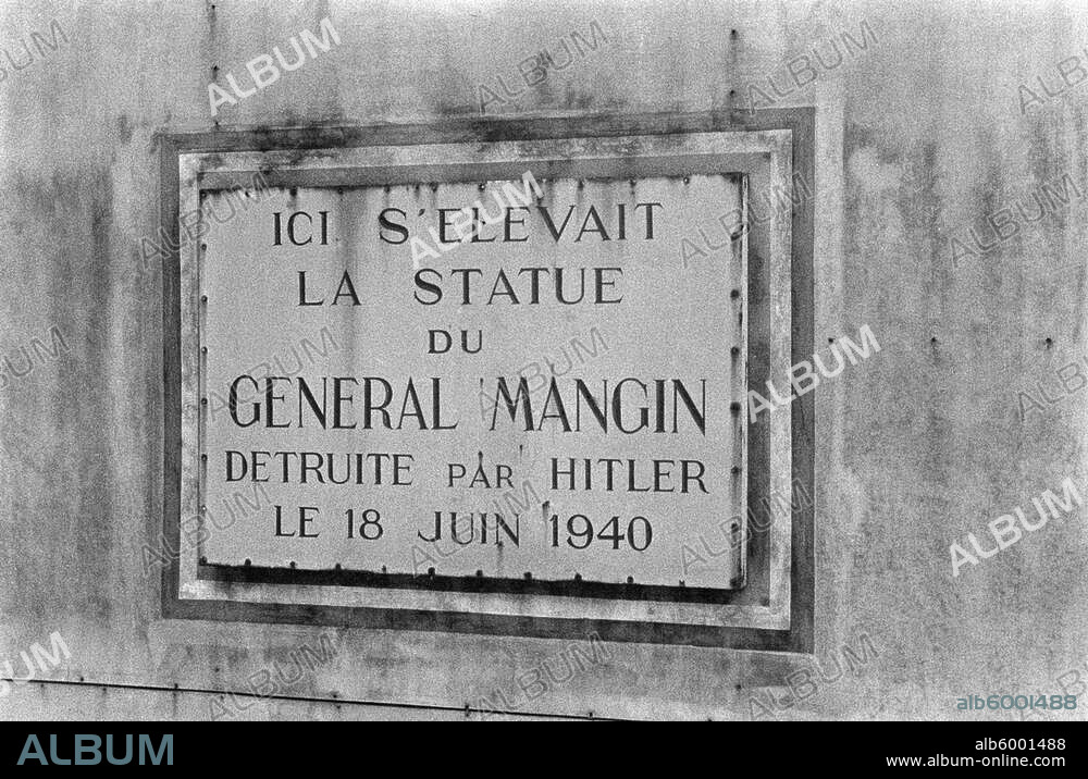 re: Mangin, Charles French General (WW I); 1866-1925.-Memorial for General Mangin in Paris, Place du Président-Mithouard (bronze sculpture of Raymond Martin; born 1910): plaque at the base of the memorial commemorating its destruction by German occupation troops in World War II.-Photo, undated (1950s).