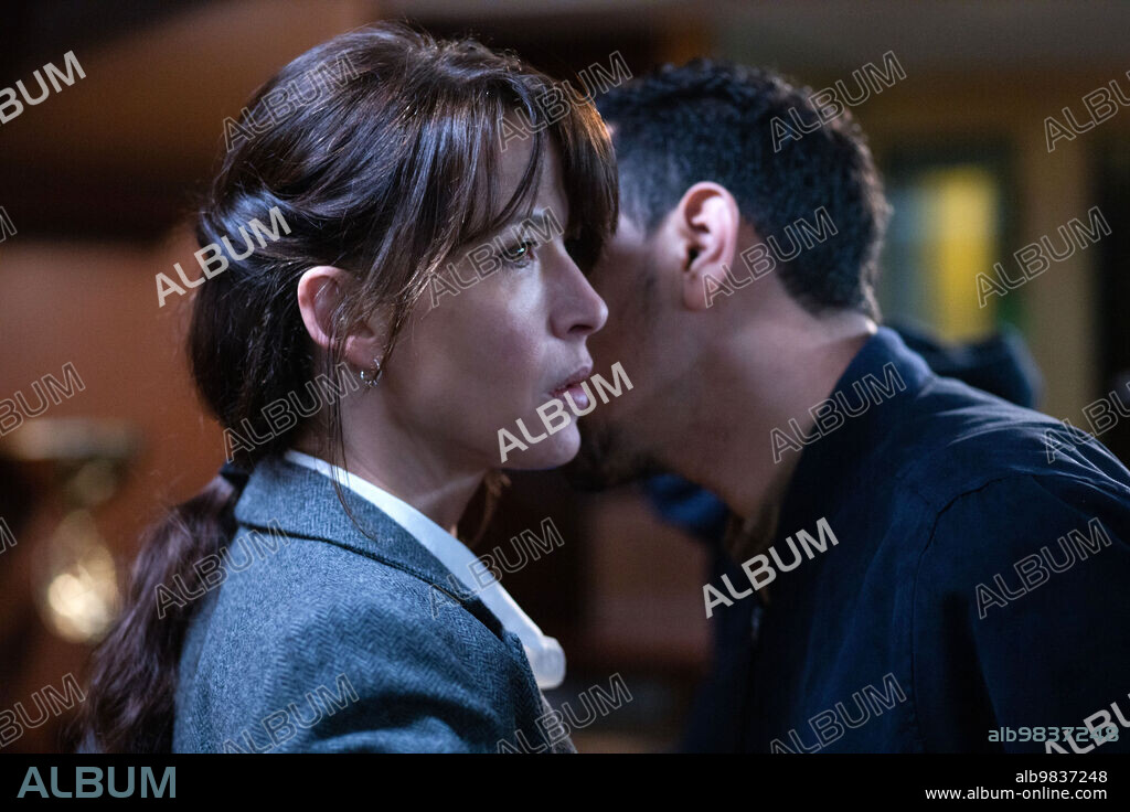 SOPHIE MARCEAU in A WOMAN, 2022 (UNE FEMME DE NOTRE TEMPS), directed by JEAN-PAUL CIVEYRAC. Copyright Moby Dick Films / Iliade and Films.