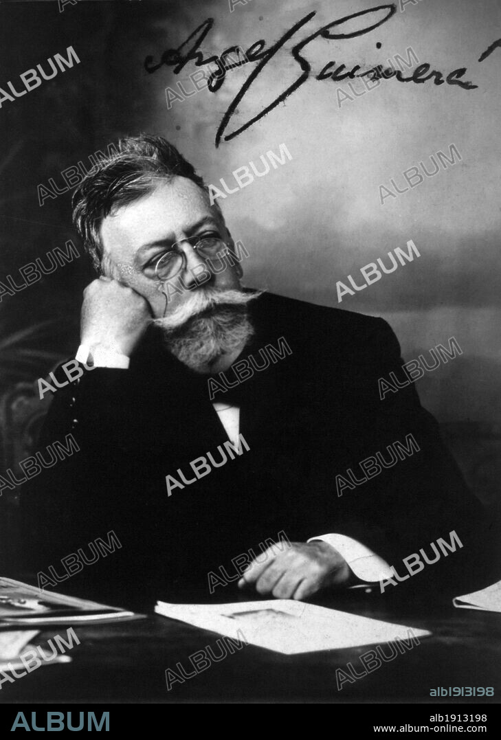 Àngel Guimerà i Jorge (1845-1924), escritor, poeta y dramaturgo español.