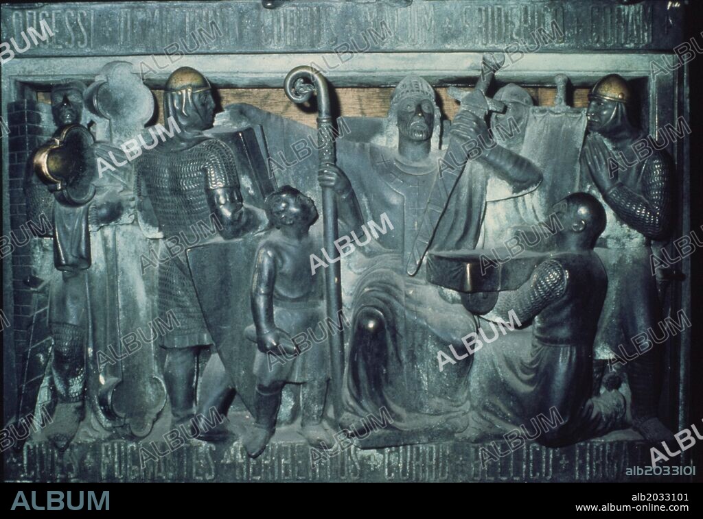Relieve en piedra de Teodosio I (347-95 dC), emperador de Oriente y Occidente y supresor del paganismo.