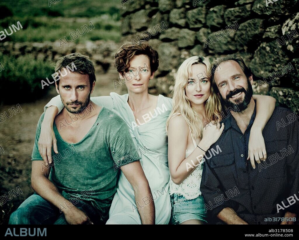 DAKOTA JOHNSON, MATTHIAS SCHOENAERTS, RALPH FIENNES and TILDA SWINTON in A BIGGER SPLASH, 2015, directed by LUCA GUADAGNINO. Copyright FRENESY COMPANY.