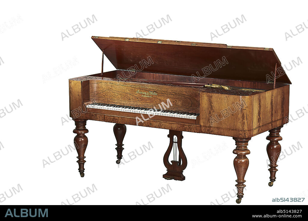 Hornung & Møller, panel piano, mahogany, spruce, ebony, wood, Total: Length: 1795 mm; Width: 842 mm; Height: 913 mm; Height: 340 mm (rib), Inscription: on the end board: Hornung & Möller, Kiöbenhavn, embossed: on the cast frame: 1930, keyboard instruments, Historism.