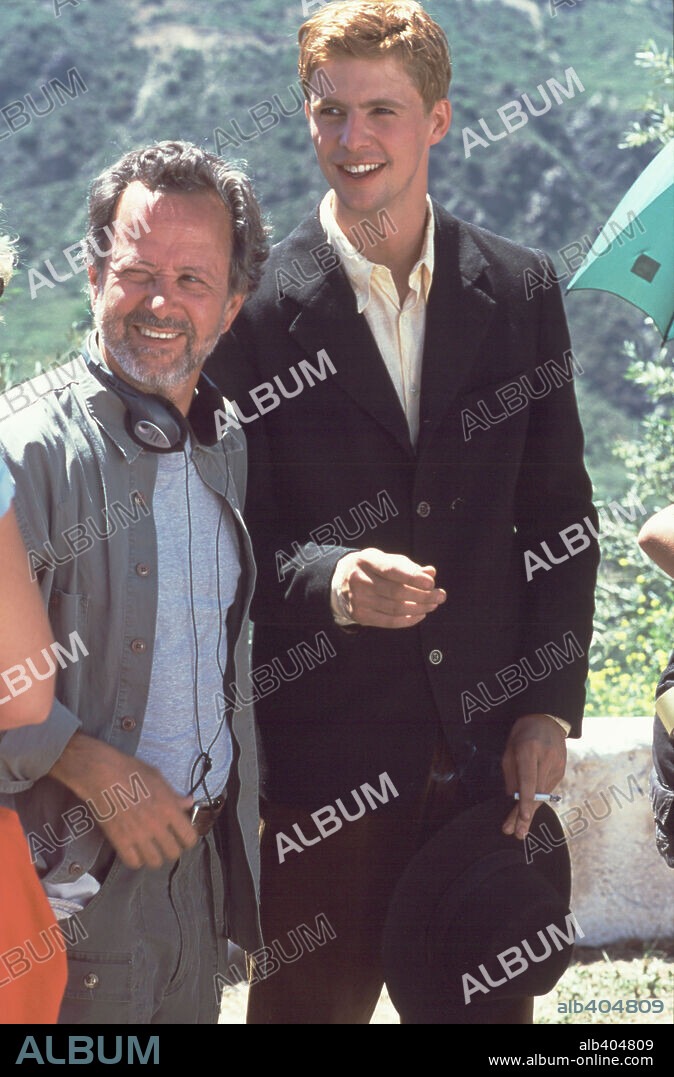 FERNANDO COLOMO and MATTHEW GOODE in SOUTH FROM GRANADA, 2003 (AL SUR DE GRANADA), directed by FERNANDO COLOMO. Copyright FERNANDO COLOMO PC/SOGECINE.