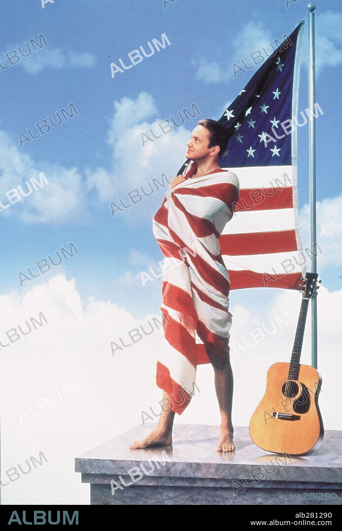 TIM ROBBINS en CIUDADANO BOB ROBERTS, 1992 (BOB ROBERTS), dirigida por TIM ROBBINS. Copyright COLUMBIA TRI STAR.