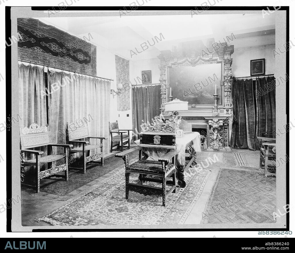 FRANCES BENJAMIN JOHNSTON. El Fureidis, James Waldron Gillespie house, Parra Grande Lane, Montecito, California, 1917. House Architecture: Bertram Grovesnor Goodhue with Cram, Goodhue & Ferguson, built from 1905-1906; Myron Hunt and Elmer Grey, Supervising Architects. Landscape: Bertram Grovesnor Goodhue with Cram, Goodhue & Ferguson, 1902-1906.