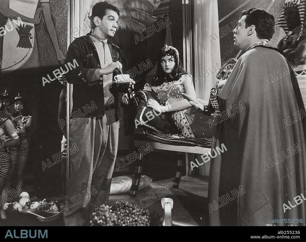 CANTINFLAS and CHRISTIANE MARTELL in DROP THE CURTAIN, 1955 (ABAJO EL TELÓN), directed by MIGUEL M. DELGADO. Copyright POSA FILMS, S.A.