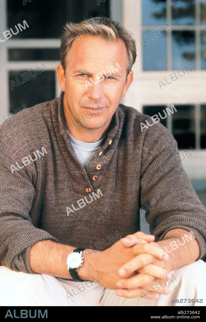 KEVIN COSTNER in MESSAGE IN A BOTTLE - DER BEGINN EINER GROSSEN LIEBE, 1999 (MESSAGE IN A BOTTLE), unter der Regie von LUIS MANDOKI. Copyright WARNER BROS. PICTURES / GLASS, BEN.