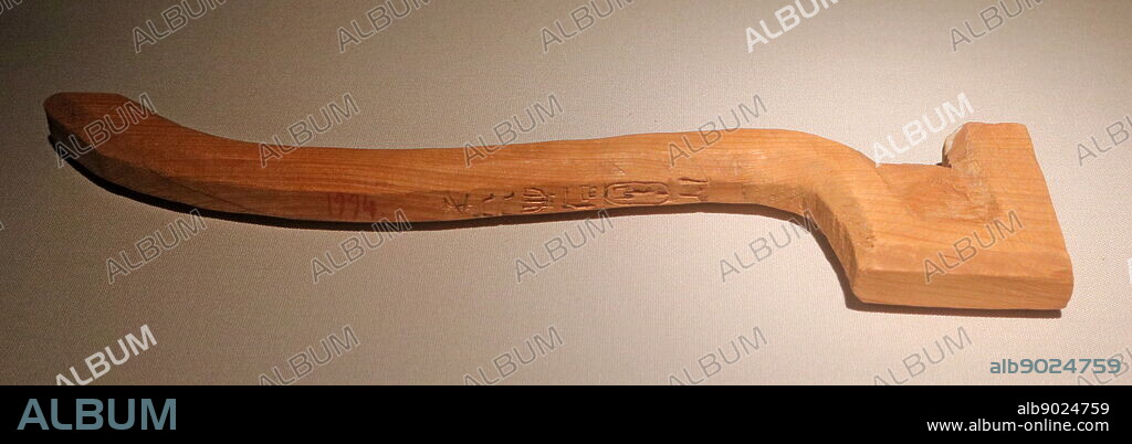 Ancient Egyptian, Setep mummification tool used for the opening of the mouth ceremony, an ancient Egyptian ritual described in funerary texts such as the Pyramid Texts.