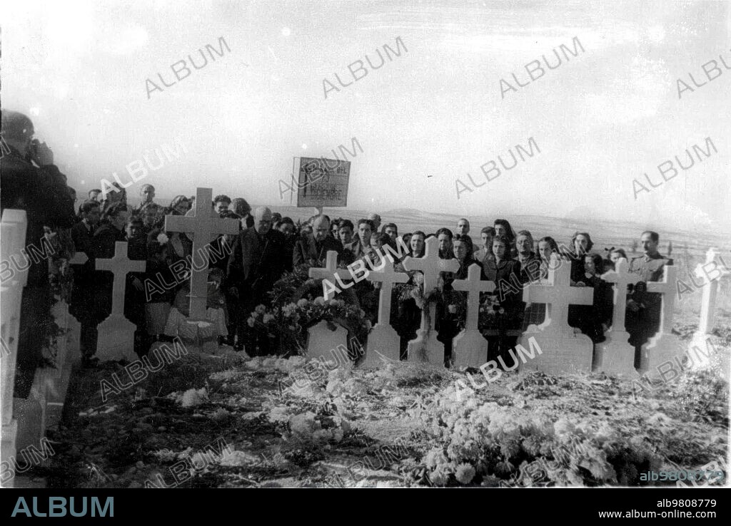 November 7, 1946. Commemoration of the tenth anniversary of the Paracuellos del Jarama Massacre, Organized by the delegation of Ex-Captives, then presided over by the Marquis of Valdavia.